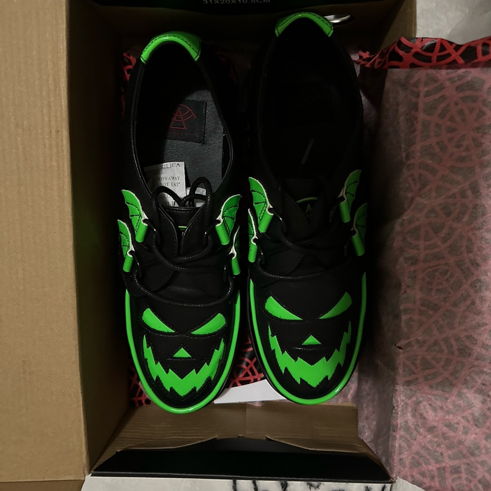 Strange Cvlt Scary Jack Black and Green Krypt creepers size 10.